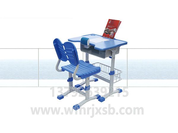 课桌椅HR-615